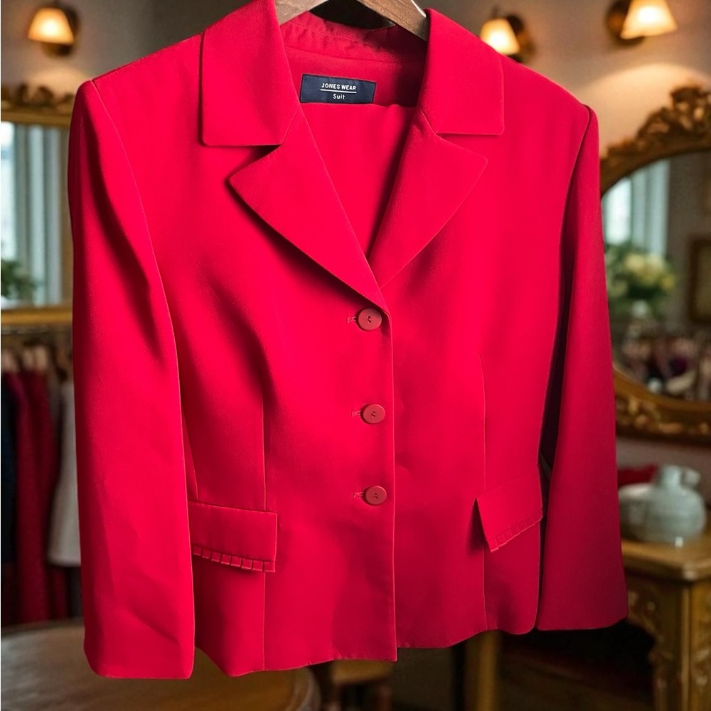 Jones Wear Red Skirt Suit – Size 1